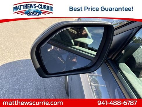 New 2025 Ford Explorer Active w/ Active Comfort Package image 8