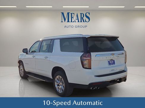 Used 2023 Chevrolet Suburban Premier image 4