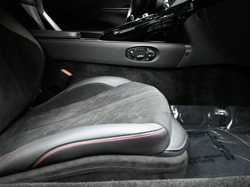 Used 2025 Aston Martin V8 Vantage image 60