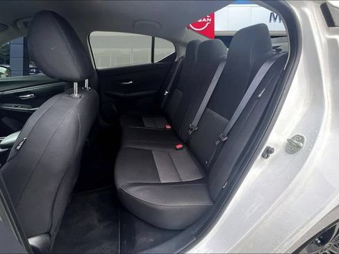 Used 2023 Nissan Sentra SV FWD image 19