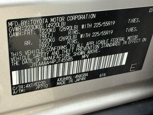 Used 2023 Toyota Venza XLE AWD/4WD image 23