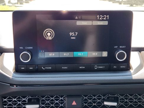 Certified 2023 Honda Accord EX image 11