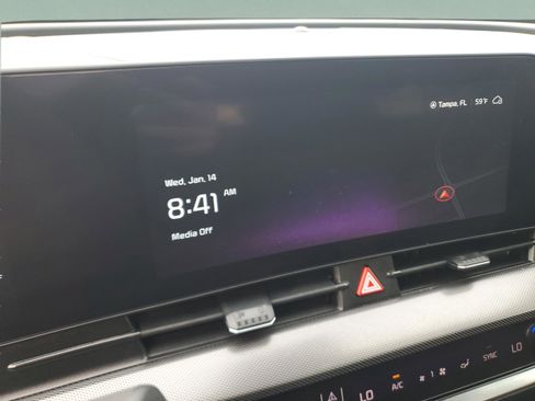 Certified 2025 Kia Sportage SX image 18