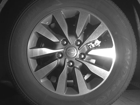 Used 2023 Chrysler Pacifica Touring-L image 14