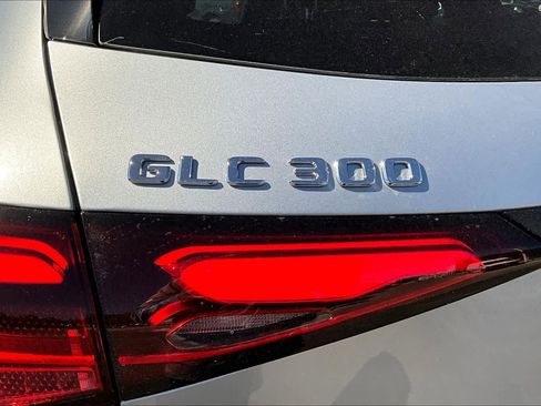 New 2026 Mercedes-Benz GLC 300 image 7