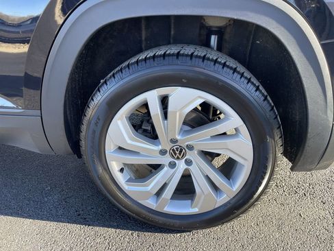 Used 2021 Volkswagen Atlas SE image 8