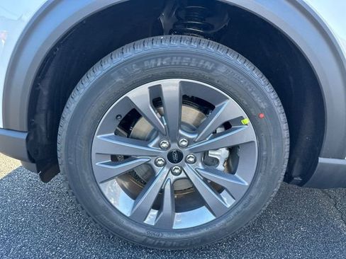 New 2026 Ford Explorer Active w/ Active Comfort Package image 15