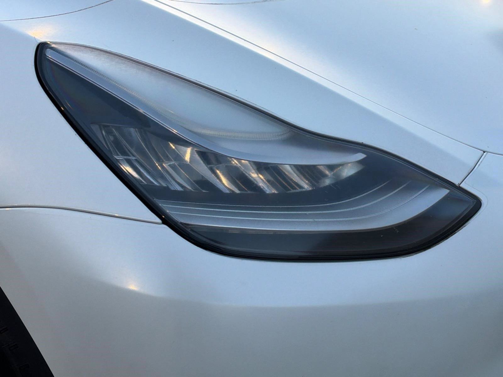 Used 2020 Tesla Model Y Long Range AWD/4WD image 12