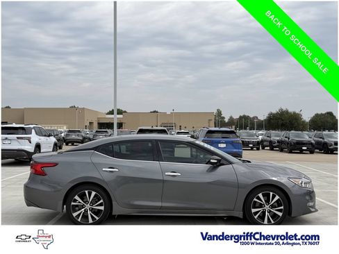 Used 2018 Nissan Maxima 3.5 SV FWD image 3