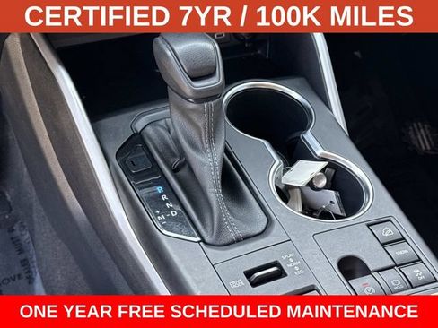 Used 2023 Toyota Highlander L AWD/4WD image 22