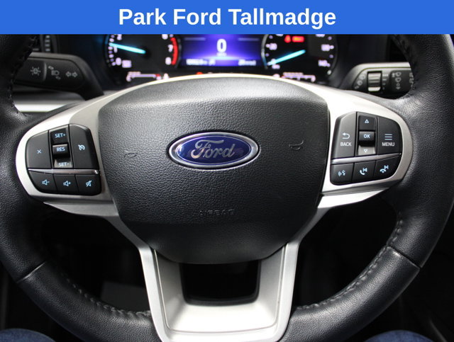 Used 2023 Ford Explorer XLT AWD/4WD image 14