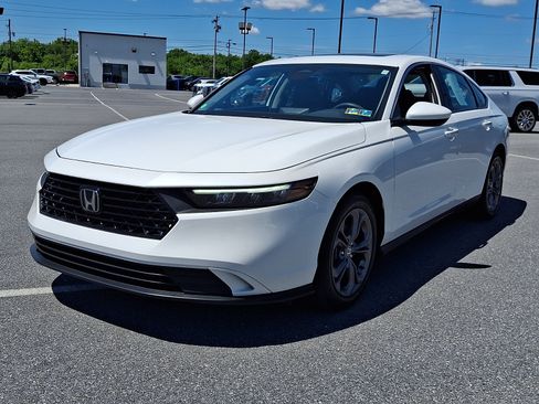 Certified 2024 Honda Accord EX image 3