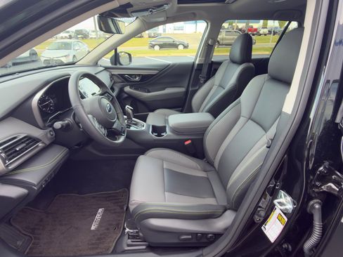 Certified 2025 Subaru Outback Onyx Edition image 16