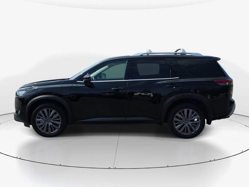 Used 2025 Nissan Pathfinder SL w/ SL Premium Package AWD/4WD image 10