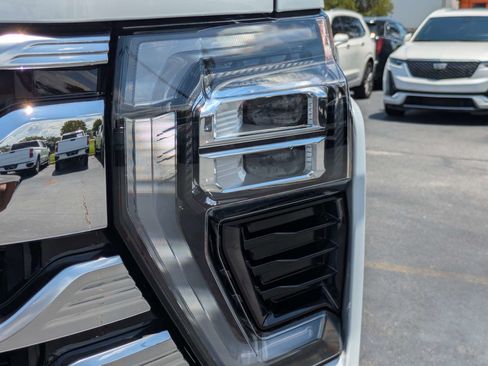 New 2026 Chevrolet Silverado 2500 High Country w/ Technology Package AWD/4WD image 31