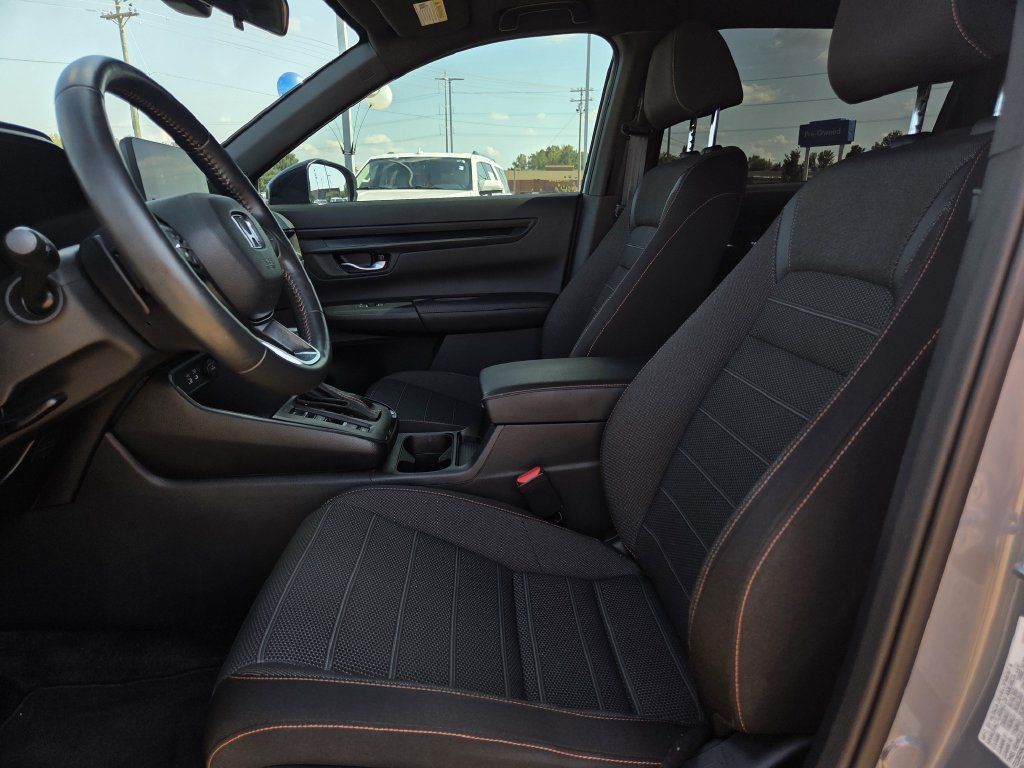 Used 2024 Honda CR-V Sport image 13