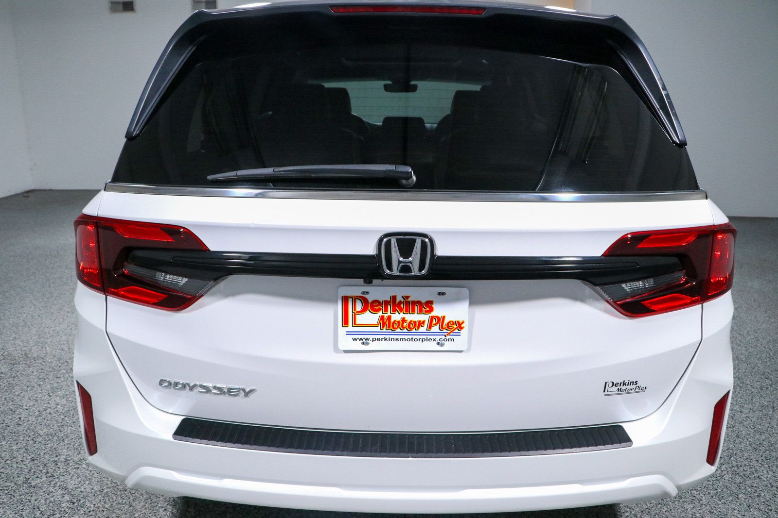Used 2025 Honda Odyssey EX-L image 8