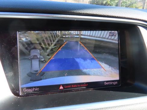 Used 2017 Audi Q5 2.0T Premium image 24