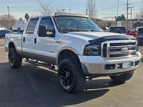 Used 2006 Ford F250 Lariat image 8
