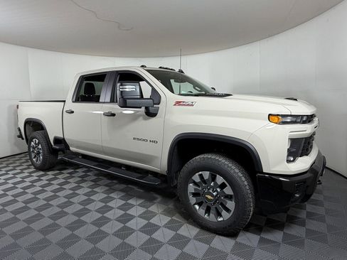 New 2026 Chevrolet Silverado 2500 Custom w/ Z71 Off-Road Package image 1