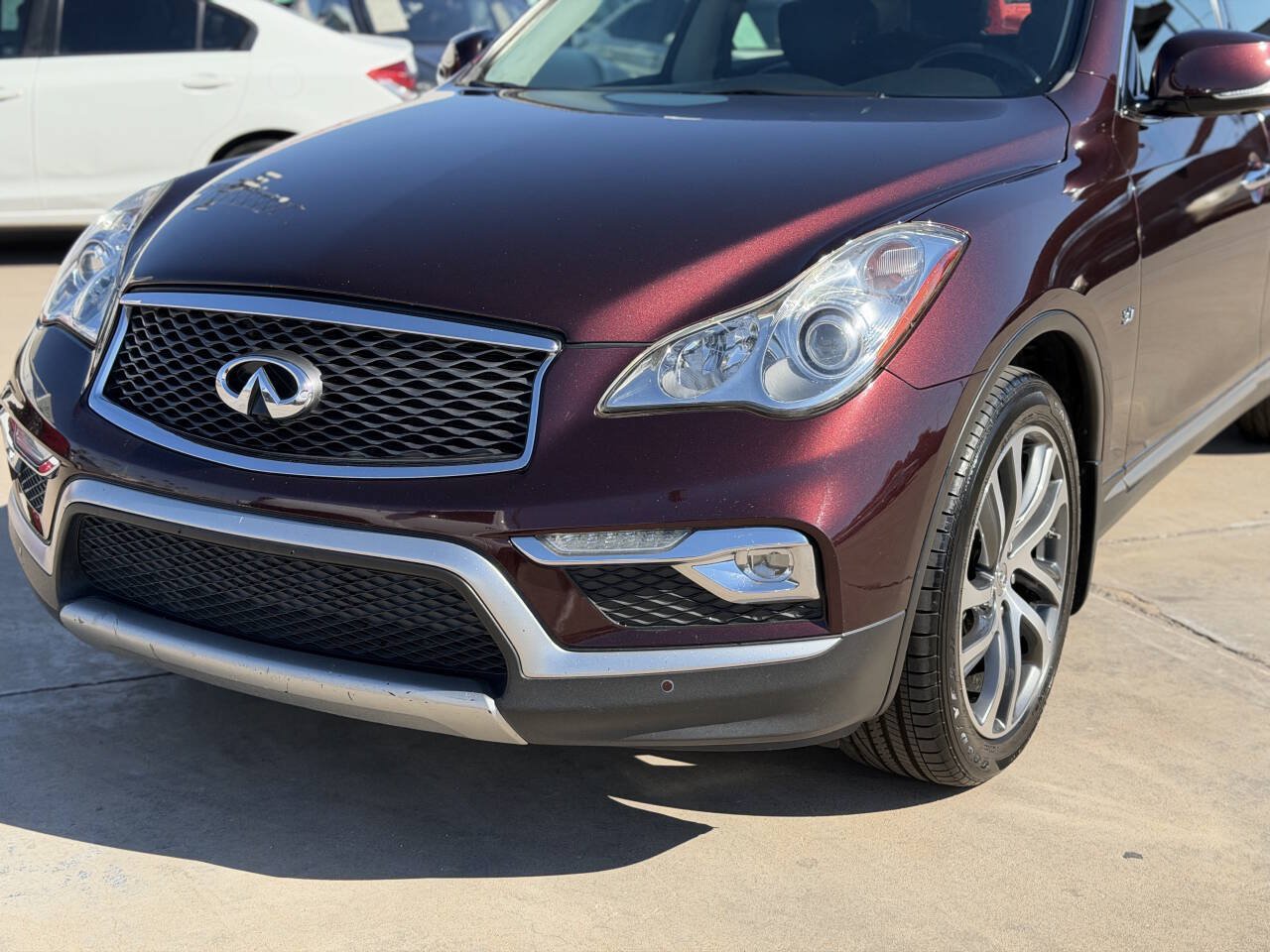 Used 2017 INFINITI QX50 AWD w/ Deluxe Touring Package image 13