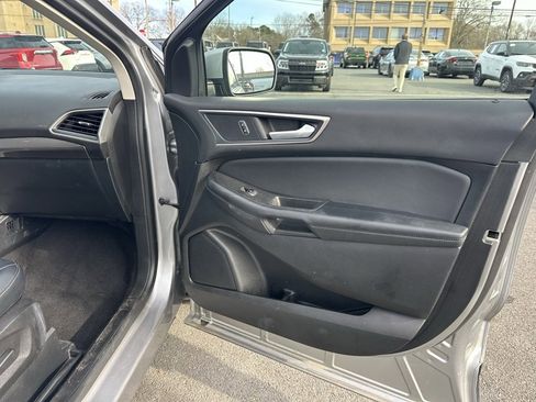 Used 2024 Ford Edge SEL image 14