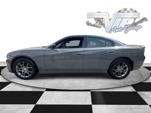 Used 2017 Dodge Charger SXT w/ AWD Plus Group image 4