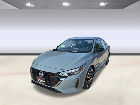 New 2025 Nissan Sentra SR image 1