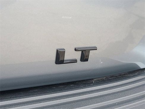 New 2026 Chevrolet Suburban LT w/ Comfort Package image 10