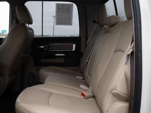 Used 2017 RAM 1500 Laramie w/ Convenience Group image 29