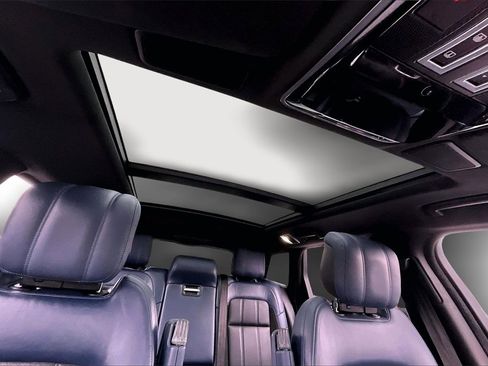 Used 2020 Land Rover Range Rover Sport HST image 22