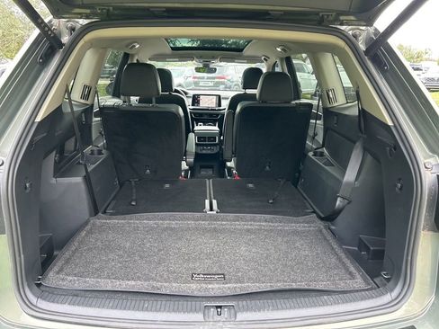 Used 2024 Volkswagen Atlas Peak Edition SEL image 47