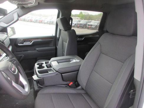 New 2026 GMC Sierra 1500 SLE AWD/4WD image 12