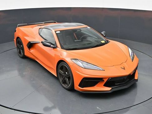 Used 2024 Chevrolet Corvette Stingray Premium Cpe w/ Z51 Performance Package RWD image 33