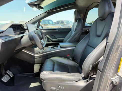 Used 2022 Tesla Model X Plaid AWD/4WD image 5
