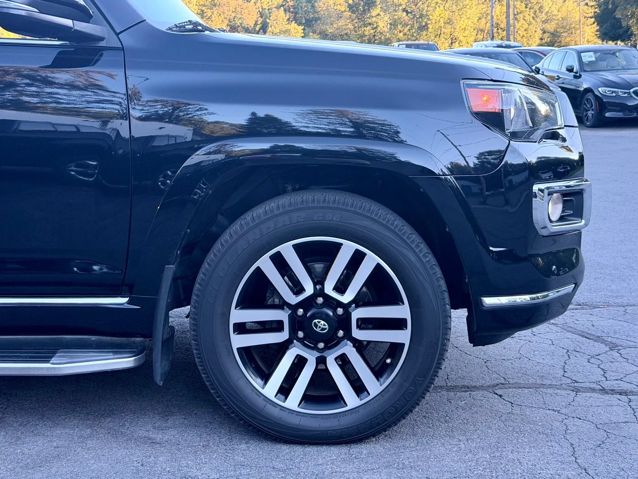 Used 2019 Toyota 4Runner Limited AWD/4WD image 7