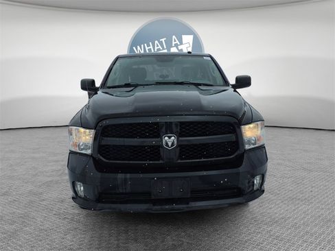 Used 2015 RAM 1500 Express image 9