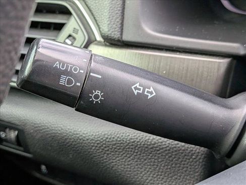 Used 2020 Honda Accord LX image 9