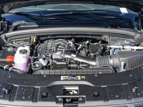 New 2025 Jeep Grand Cherokee L Limited w/ Luxury Tech Group II image 12