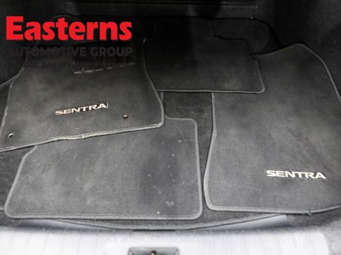 Used 2024 Nissan Sentra SV image 9