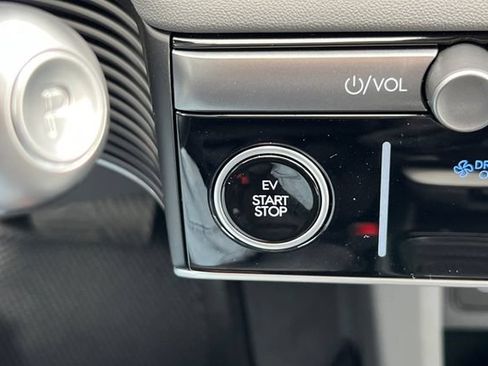 New 2026 Hyundai Ioniq 5 SEL RWD image 22