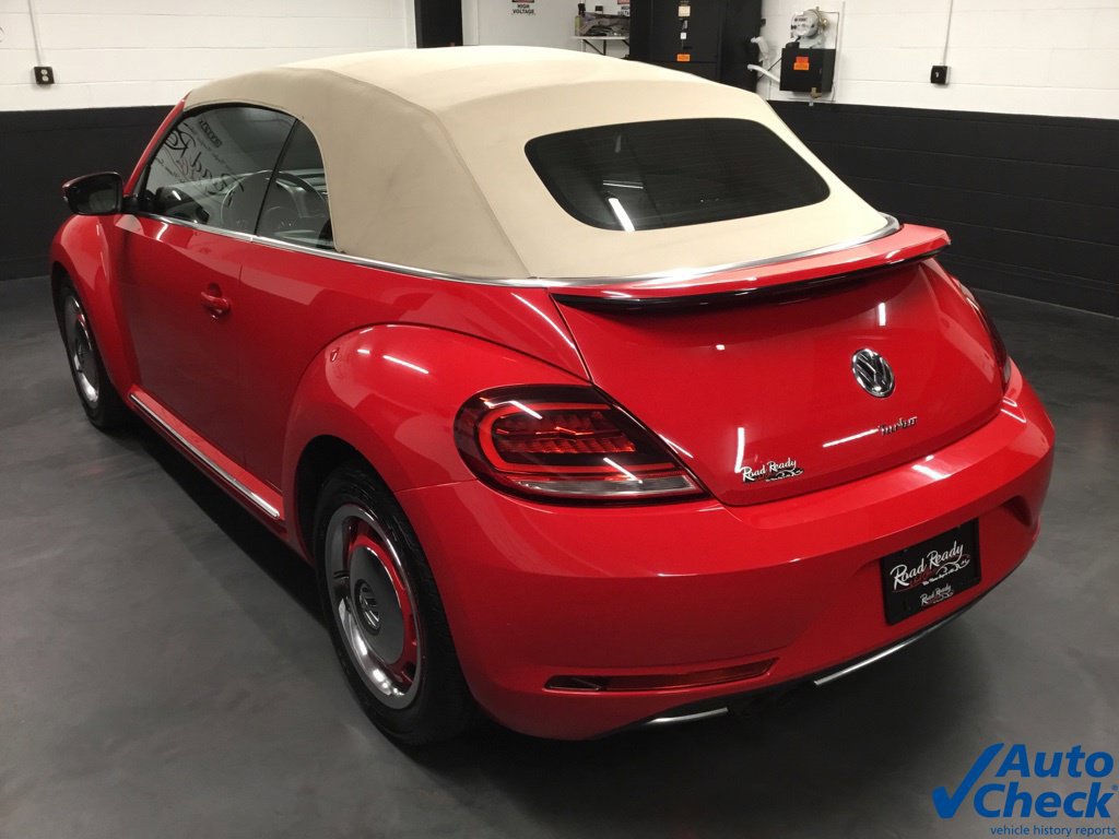 Used 2018 Volkswagen Beetle 2.0T Coast FWD image 18