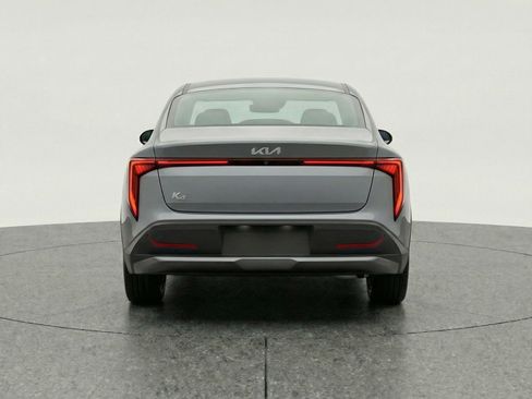 Used 2025 Kia K4 LXS image 7