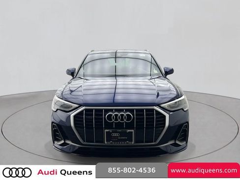 Certified 2022 Audi Q3 2.0T Premium image 2