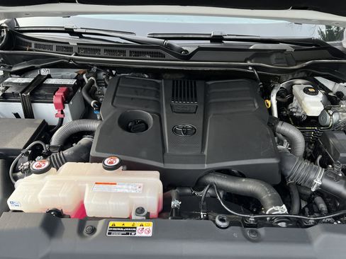 Used 2022 Toyota Tundra 1794 Edition image 34