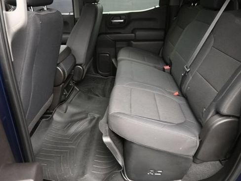 Used 2019 Chevrolet Silverado 1500 Custom Trail Boss w/ Custom Convenience Package AWD/4WD image 15