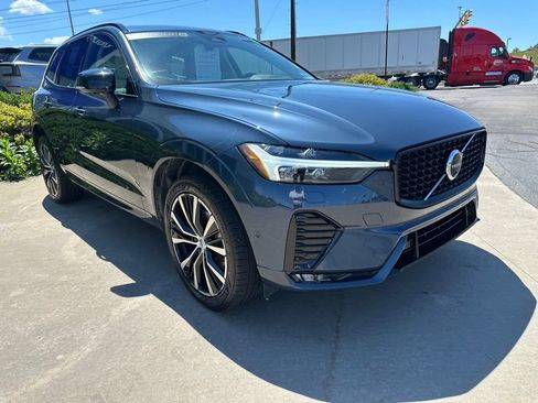 Certified 2024 Volvo XC60 B5 Plus w/ Protection Package Premier AWD/4WD image 3