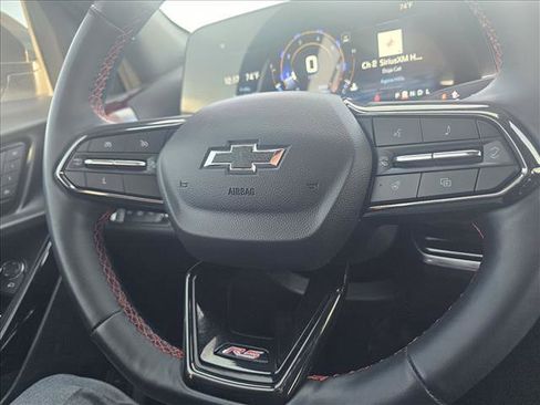 Used 2025 Chevrolet Equinox RS w/ Safety and Technology Package image 16