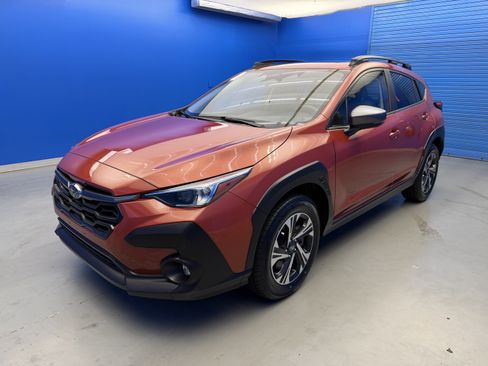 Used 2024 Subaru Crosstrek 2.0i Premium AWD/4WD image 4