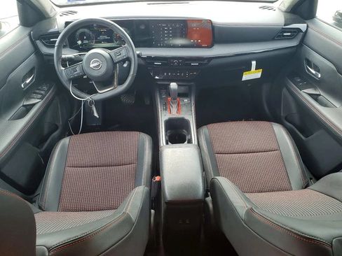 Used 2026 Nissan Kicks SR FWD image 8